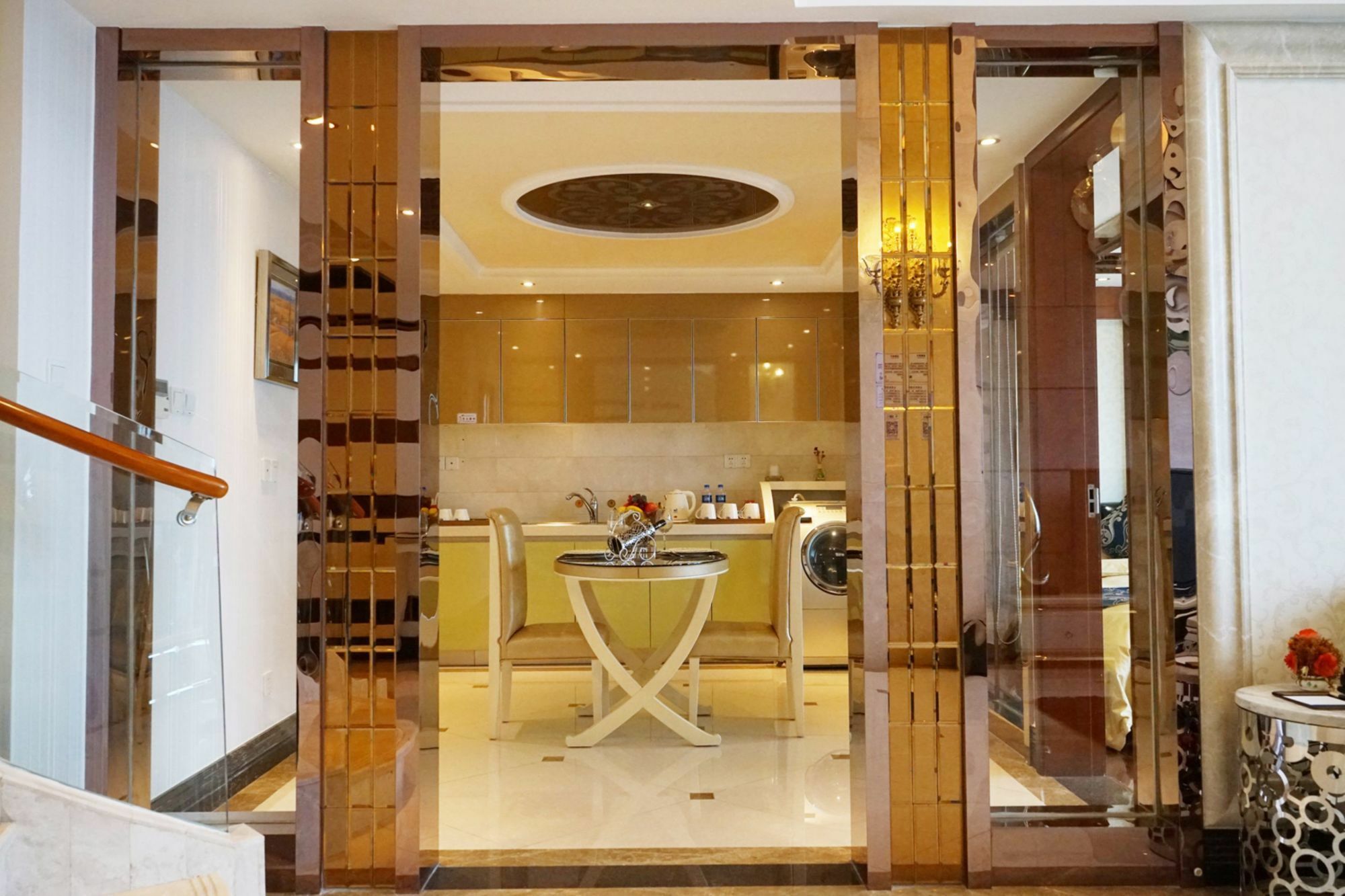 South & North International Apartment Guangzhou Bagian luar foto